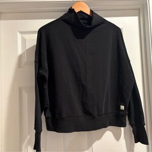 Vuori Mock Neck Sweatshirt